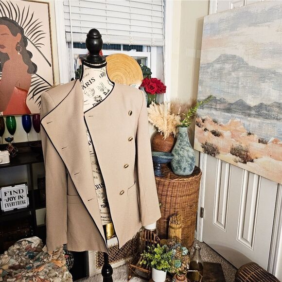 New VTG Beige KASPER 100% Wool  Statement Blazer. - Picture 8 of 15